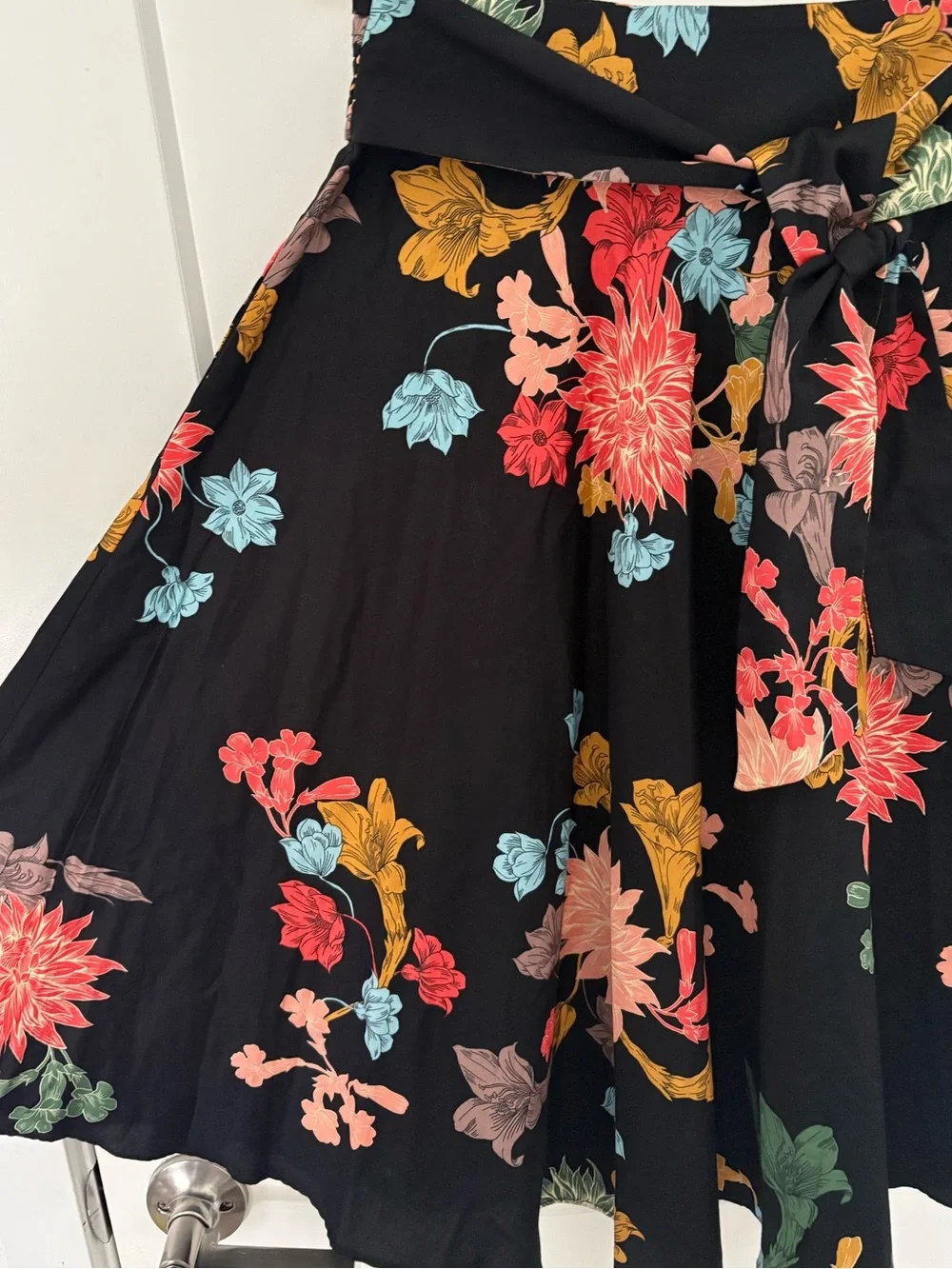Zara Black Floral A-Line Skirt - with Multicolor Bloom - Medium